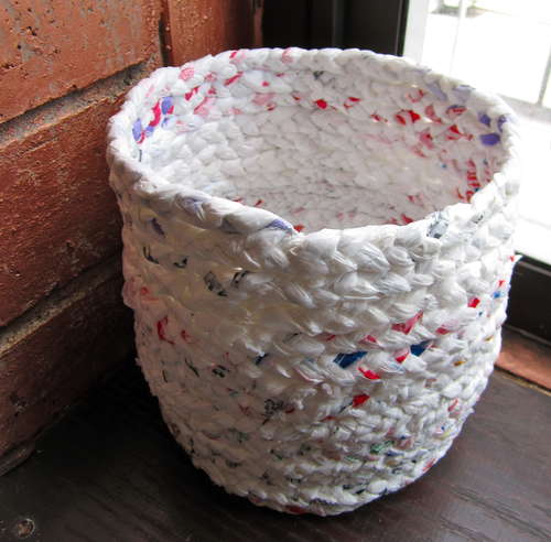 Plastic Bag Basket - 6L 2012